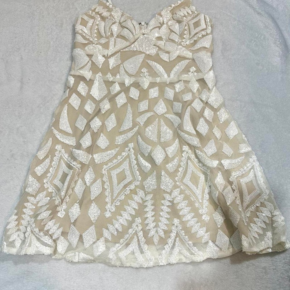 Superdown sequin mini dress - Picture 5 of 8